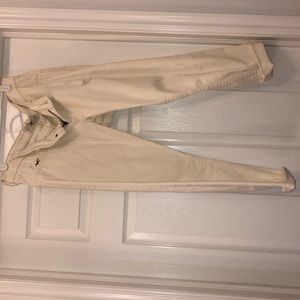 White Hollister capris